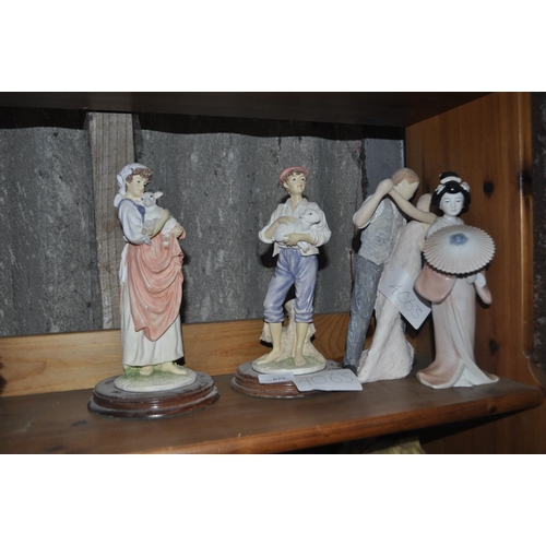 675 - 4 FIGURINES