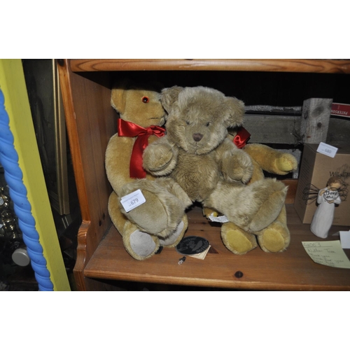 679 - 3 TEDDY BEARS