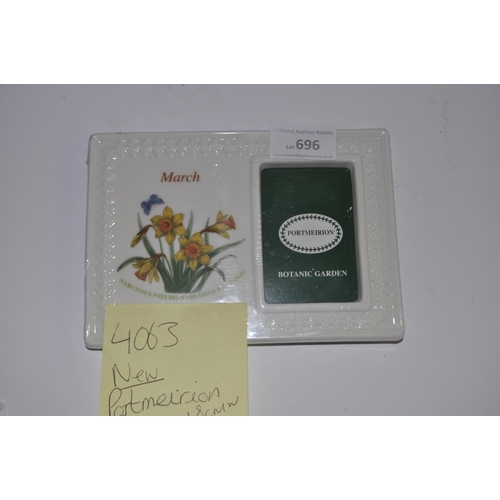 696 - NEW PORT MERRIAN FRAME 18CM BY 12CM