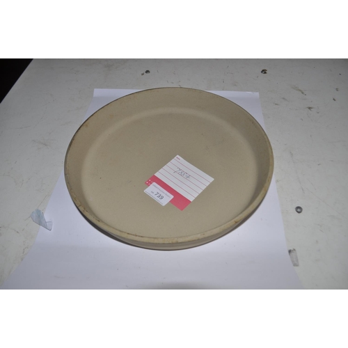 Lot 739       