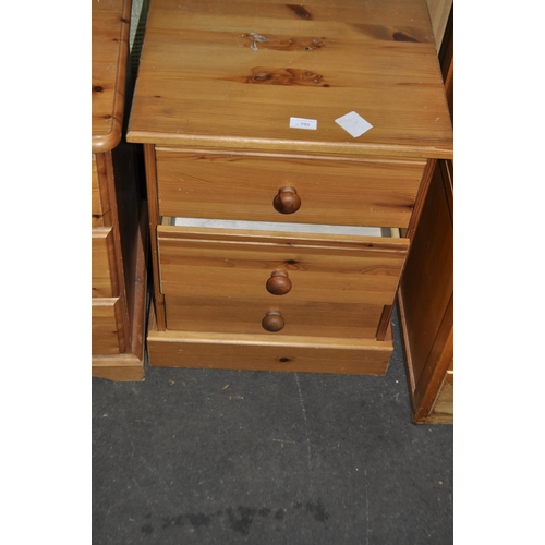 Lot 795       