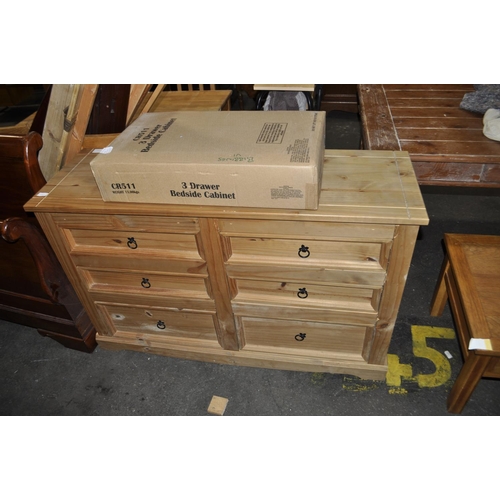 Lot 817       