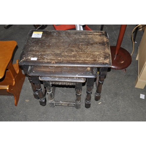 Lot 825       