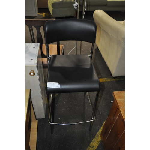 888 - TALL BLACK AND CHROME KITCHEN HIGH CHAIR