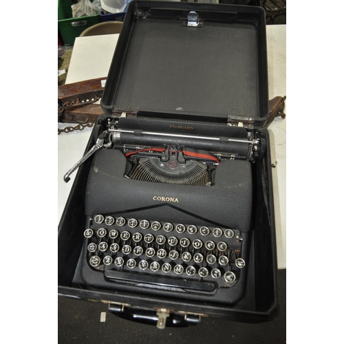 131 - AMERICAN  L.C.SMITH  CORONA TYPEWRITER