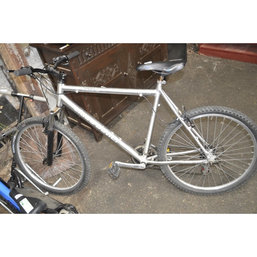 1 - CLAUD BUTLER 21 SPEED FRONT SUSPENSION MOUNTAIN BIKE