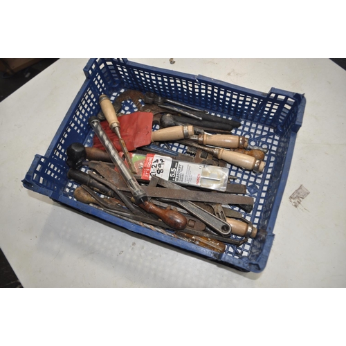 48 - TRAY OF VINTAGE TOOLS