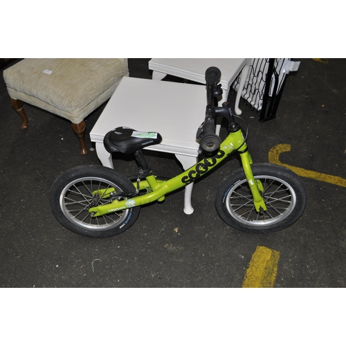 15 - SCOOT VERY GREEN CHILD BALANCE BIKE WITH REAR BRAKE. GOOD CONDITION