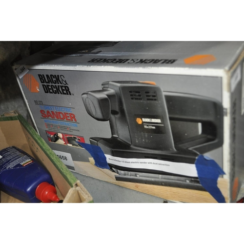 22 - BOXED BLACK AND DECKER HALF SHEET ELECTRIC SANDER WITH DUST EXTRACTION