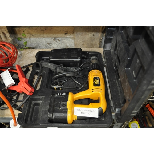 34 - JCB CASED BATTERY OPERATED HDS   21.6V DRILL