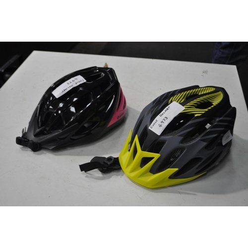 36 - 2 X CYCLE HELMETS  (BEEN TOLD THEY ARE UNUSED BUT NO TAGS)   A/F