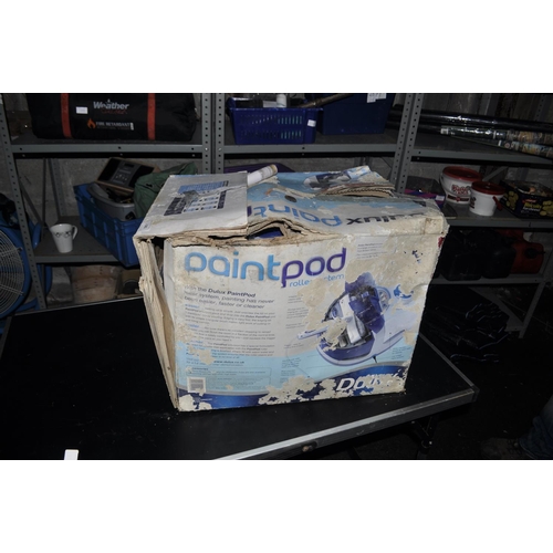 65 - BOXED DELUXE DULUX PAINTPOD