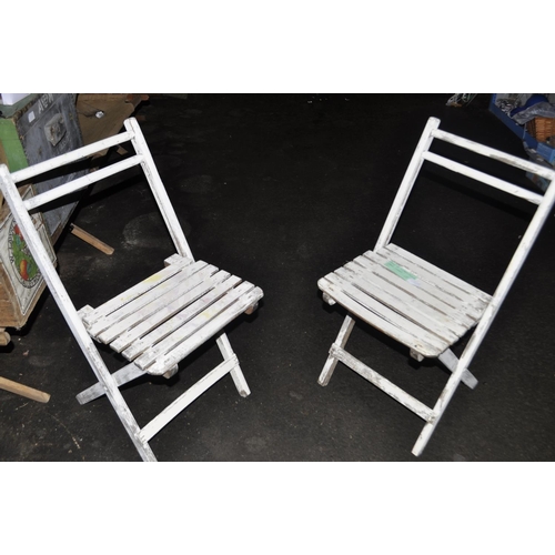 93 - PAIR OF VINTAGE FOLDING WOODEN PATIO CHAIRS