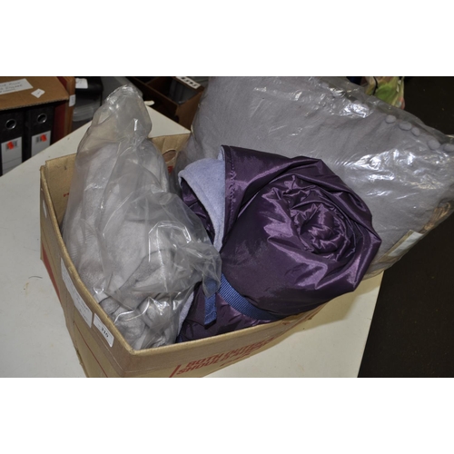 310 - BRAND NEW BATHSHEET, CUSHION AND PICNIC RUG