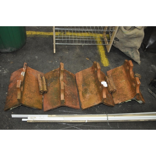 155 - 4 X TERRACOTTA RIDGE TILES