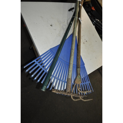 239 - BUNDLE OF GARDEN TOOLS INC LOPPERS AND RAKES