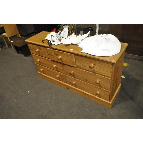 612 - MEXICAN PINE 7 DRAWER SET OF DRAWERS