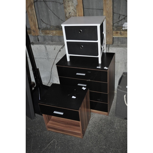 726 - 3 X SETS OF DRAWERS