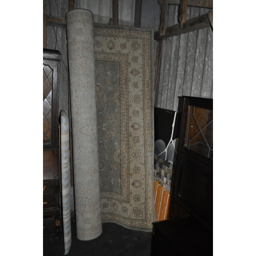 821 - LARGE PATTERNED RUG