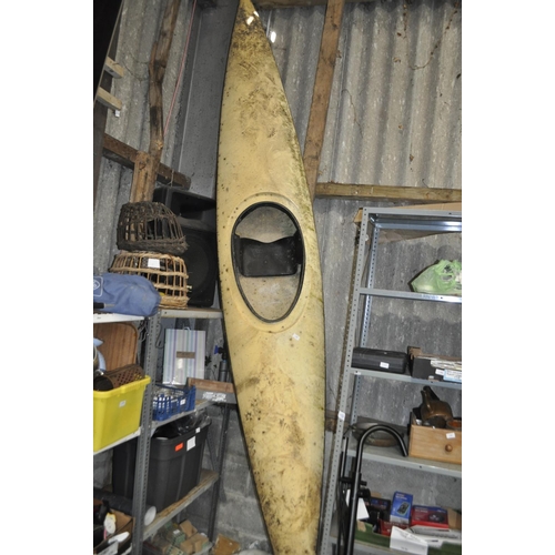 103 - LARGE, SINGLE-PERSON CANOE / KAYAK APPROX 13.5 FOOT IN LENGTH. LOOKS SERVICEABLE