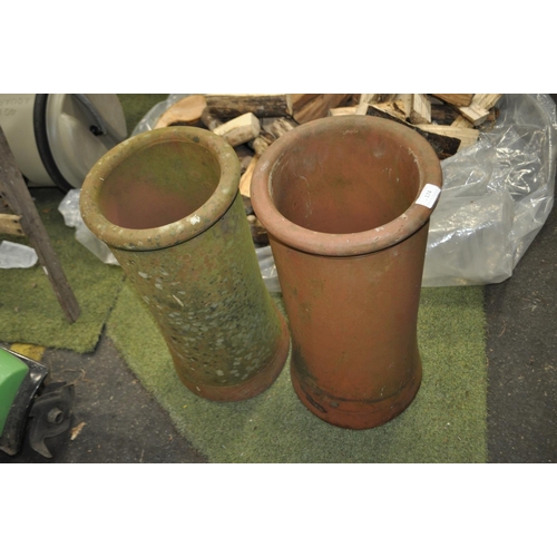 174 - 2 X GOOD CONDITION TERRACOTTA CHIMNEY POTS, 10.5