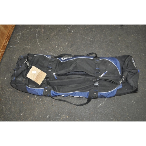 4 - MIZUNO TRAVELLING CLUB BAG 120CM WITH WHEELS