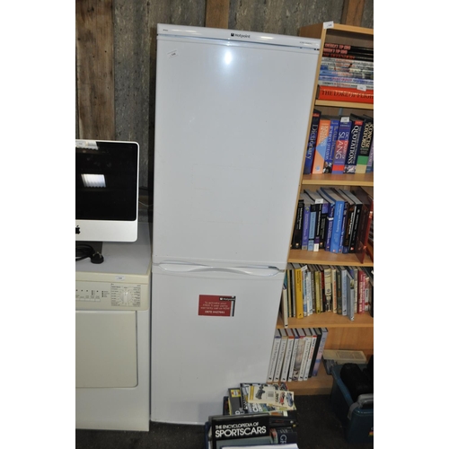 548 - HOTPOINT 50 / 50 FRIDGE FREEZER IN GOOD CLEAN CONDITION 68.5