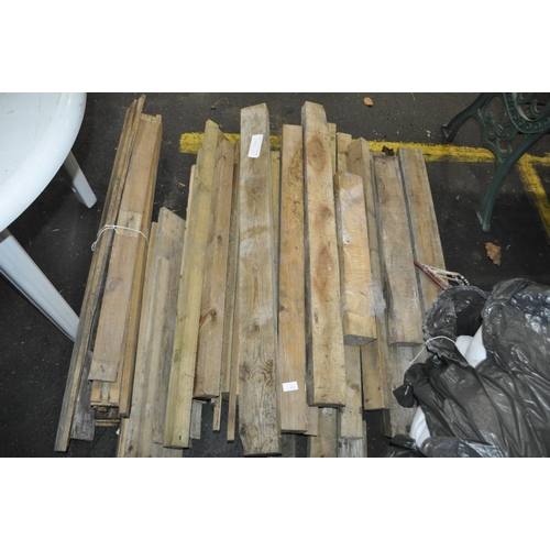 151 - SELECTION OF MIXED TIMBER INC 2 X 2, 3 X 2, 4 X 2 MOST OVER A METRE