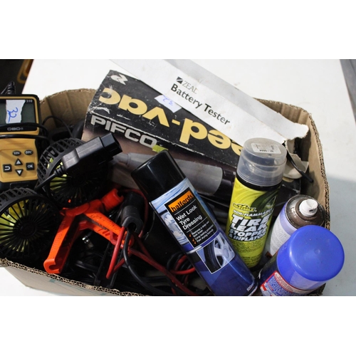 15 - BOX CONTAINING AN OBD READER (V310), JUMP LEADS, AEROSOLS AND HAND-HELD VACUUM CLEANER