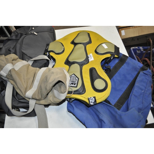 141 - MOTOCROSS BACK BRACE AND HOLDALLS