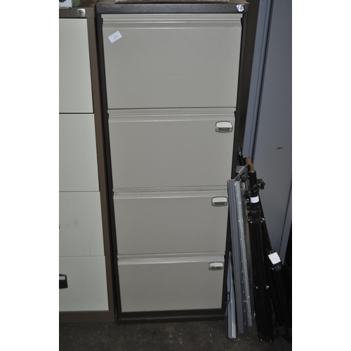 171 - 4 DRAWER METAL FILING CABINET WITH KEY