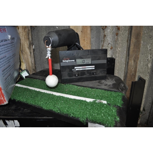 74 - ELECTRONIS SWINGGROOVER GOLFING PRACTICE SWING DEVICE