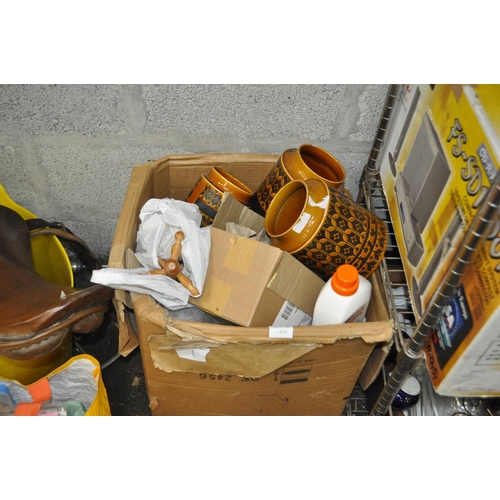 450 - LARGE BOX OF MISC INC HORNSEA JARS