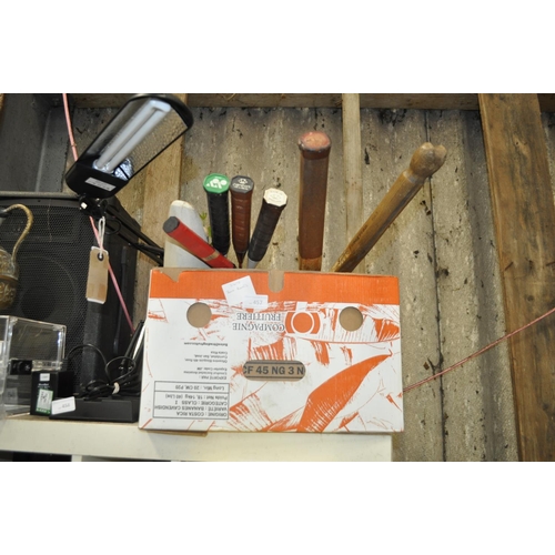 457 - A BOX CONTAINING A NUMBER OF VINTAGE SPORTING ITEMS INCLUDING TENNIS RACKETS, CHILD'S CRICKET BAT, B... 