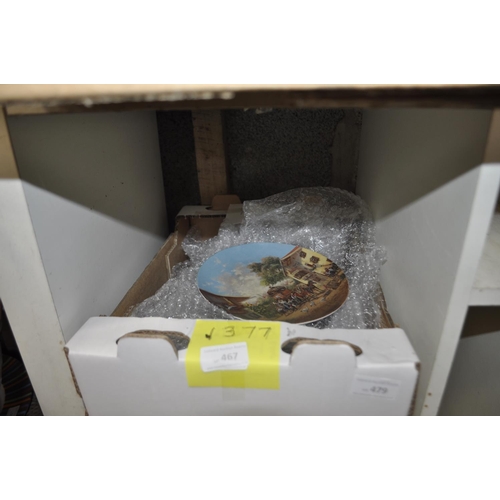 467 - A BOX CONTAINING A LARGE SELECTION OF GERMAN MADE PICTURE PLATES
