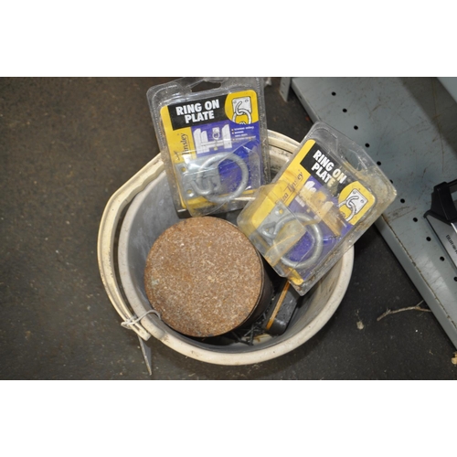 130 - BUCKET OF MIXED NAILS, 2 X RING ON PLATES IN PACKS PLUS OTHERS