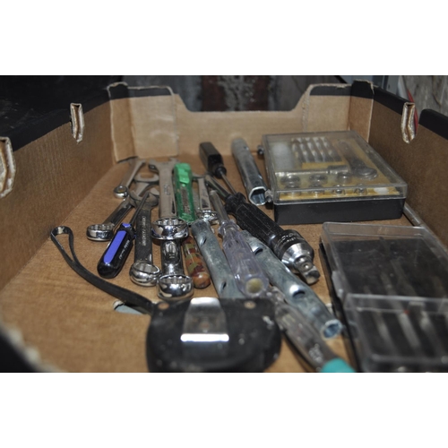 139 - SELECTION OF MIXED SPANNERS, MINI RATCHET ACCESSORY KIT, MINI DRIVERS AND OTHERS