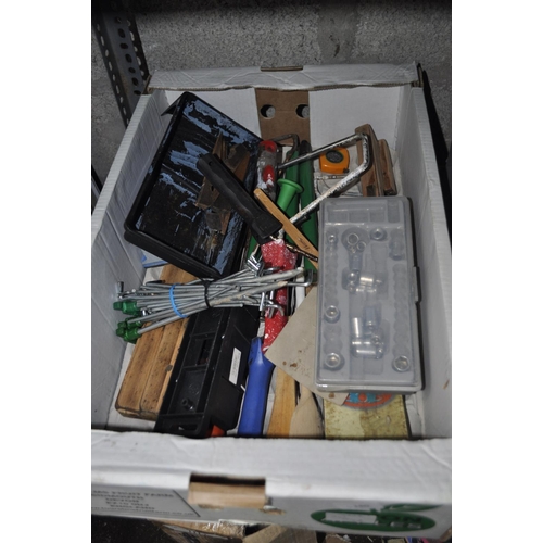 180 - BOX OF MIXED TOOLS INC ROLLERS, MOULDING PLANES, MIXED SOCKETS ETC