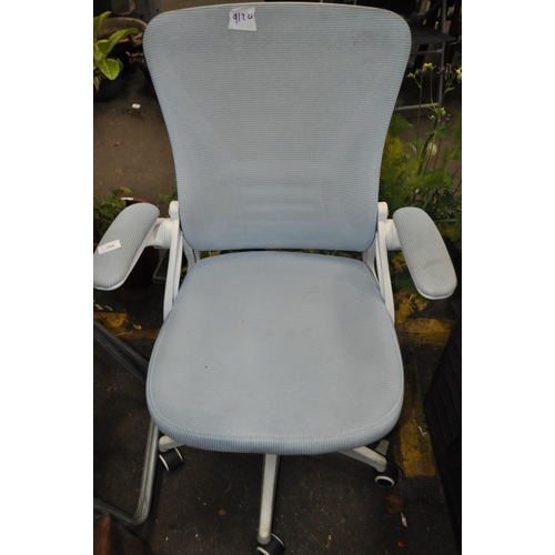 204 - BABY BLUE SWIVEL OFFICE CHAIR ON CASTORS