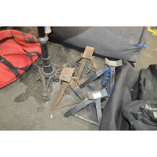 378 - 2 X PAIRS OF AXLE STANDS IN GOOD USED CONDITION