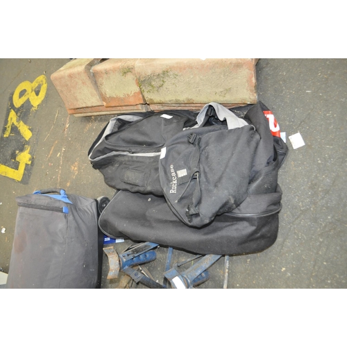379 - A WILSON BRITISH AIRWAYS SPORTS BAG AND XL HIGHLANDER RUCK CASE 3
