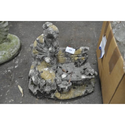 189 - THE OLD WOMAN ON THE BENCH GARDEN ORNAMENT