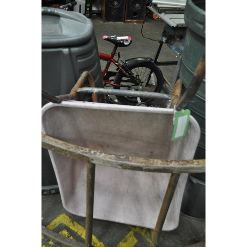 226 - A PINK WHEELBARROW - SOME SURFACE RUST BUT USABLE