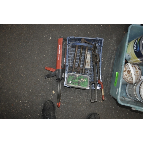 104 - A SHELF OF HARDWARE INC A RECORD BENCH VICE, A HILTI M52500 PROFESSIONAL RESIN GUN AND THE HEAVY DUT... 
