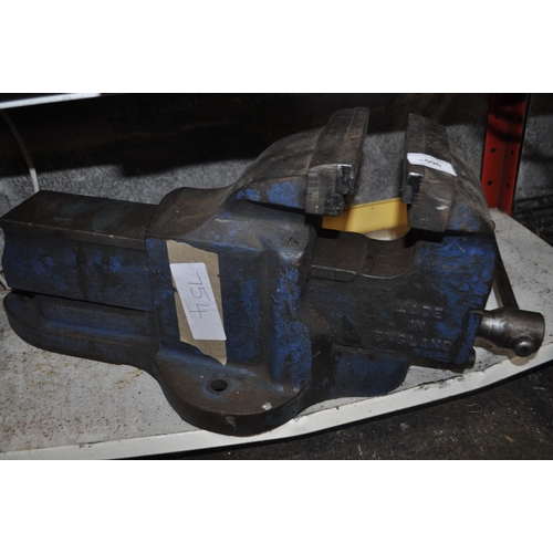 96 - A VERY LARGE HEAVY DUTY 