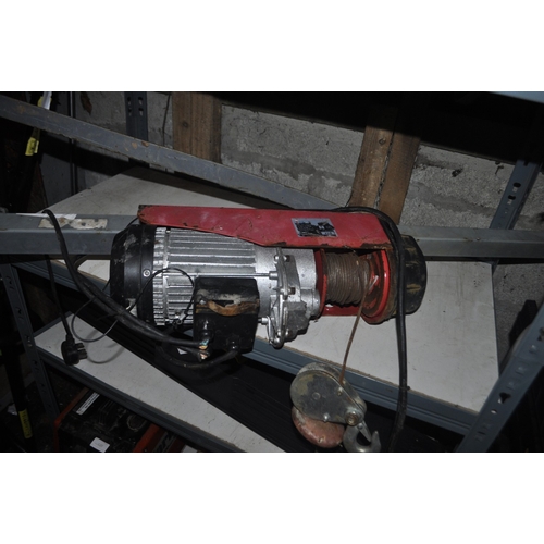 125 - A CORDED HEAVY DUTY ELECTRIC WINCH