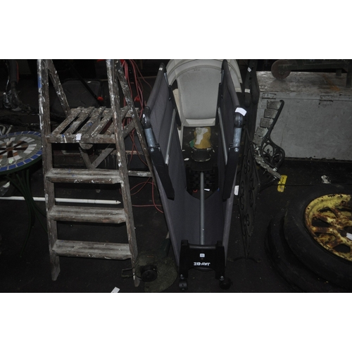 161 - THE JAY-BE FOLDING CANVAS SINGLE BED BASE