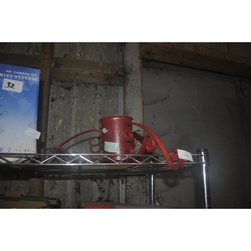 23 - A VERY STURDY CHRISTMAS TREE STAND