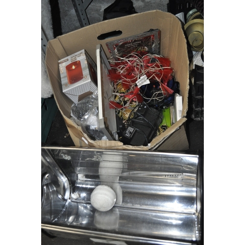 266 - A BOX CONTAINING CANDLE LANTERN, BREAD BIN, FLAMELESS CANDLE, NAPKIN RINGS AND MORE