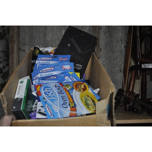 309 - A BOX CONTAINING A SELECTION OF FREEZER BLOCKS, OVEN AND COOKWARE CLEANER, HAND SANITISER, PROFESSIO... 